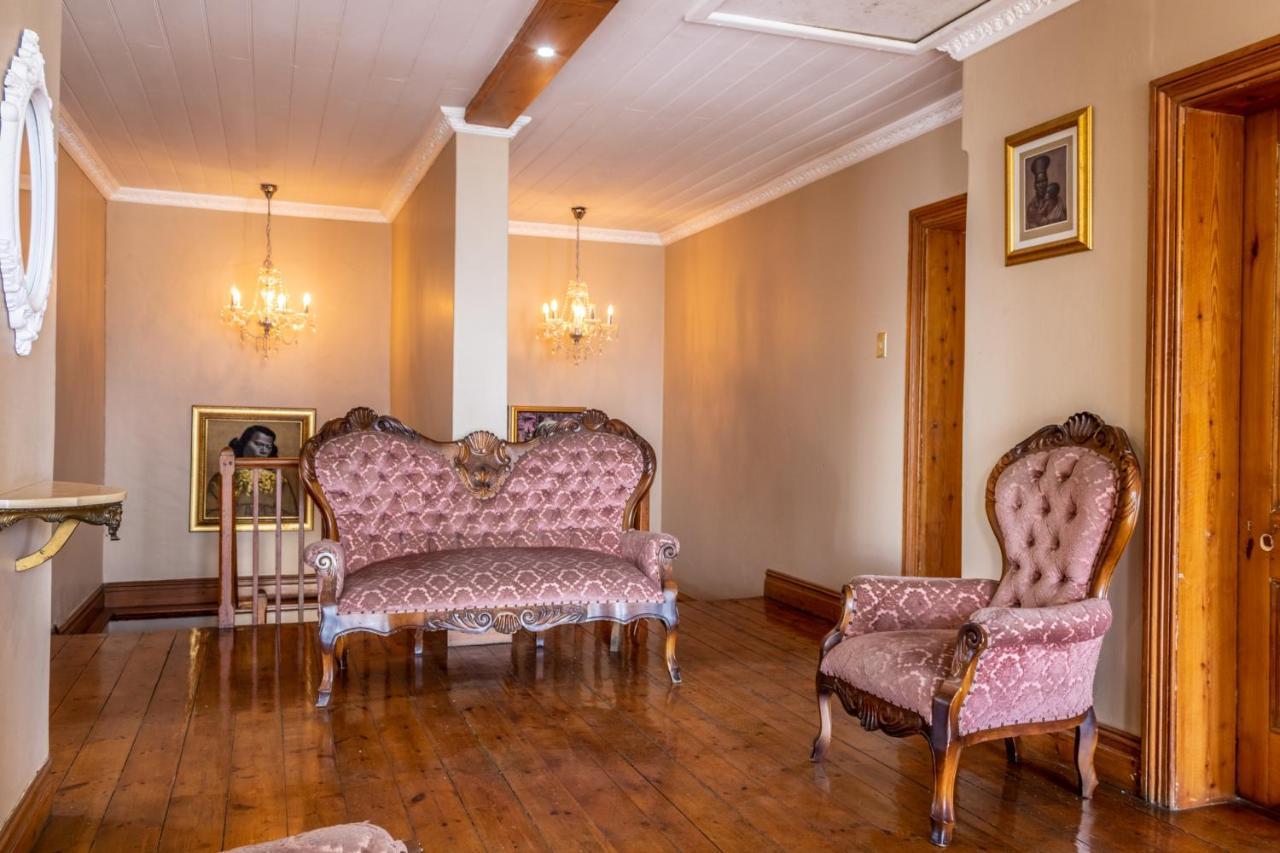 Sandstone Manor موسيلباي المظهر الخارجي الصورة